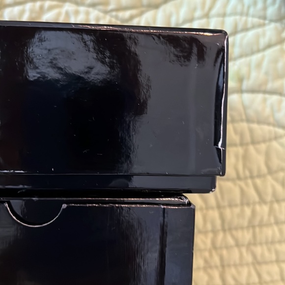 Chanel boxes - Picture 3 of 5